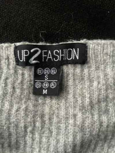 UP 2 FASHION Damen Pullover V-Ausschnitt Grau Rippstrick Gr. S