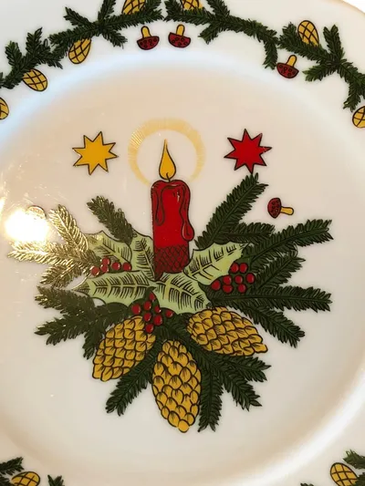 Tirschenreuth Weihnachtsteller Porzellan Kerze Tannenzweige 19cm Wandteller