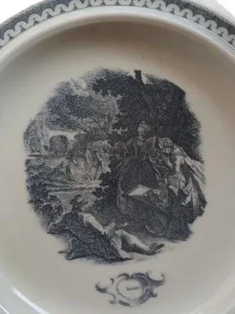 Goebel OPM Wandteller Porzellan Klassisch Figuren Porträts Weiß 20cm