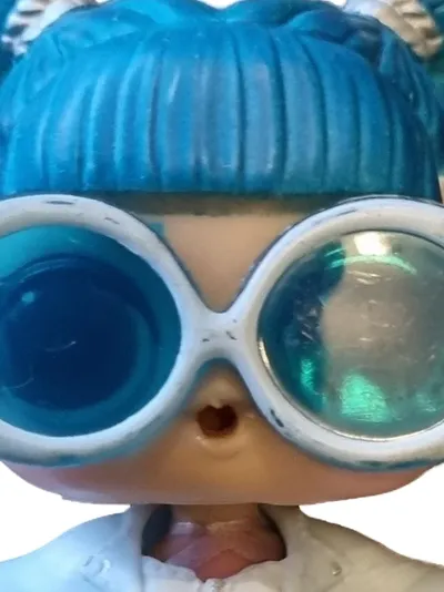 MGA LOL Surprise Curious Q.T. Spielfigur Mädchen Weiß 9cm