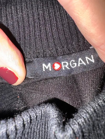 Morgan Damen Strickkleid Gr. 38/M Schwarz Rot Stehkragen Kurzarm