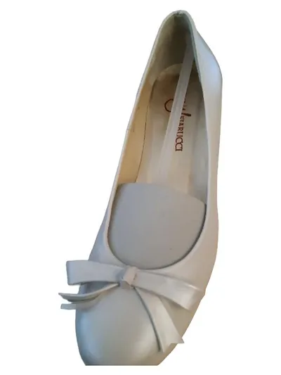 Nina Fiarucci Brautschuhe Pumps Weiß Schleife Gr. 37 Hochzeit Damen