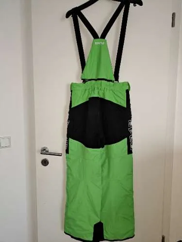 8848 Altitude Skihose Latzhose Kinder Gr. 160 Grün Schwarz Träger