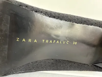 ZARA Damen Stiefelette Sock Boots Schwarz Gr. 38 High Heels Strick