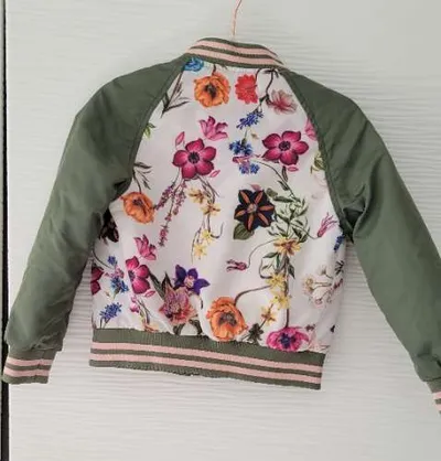 Replay Mädchen Bomberjacke Blumenmuster Mehrfarbig Gr. 104 Freizeit