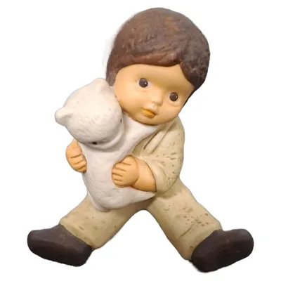Goebel Nina & Marco Figur Junge mit Schaf Porzellan Dekofigur 8 cm