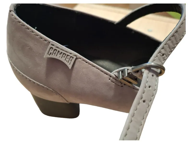 Camper Damen Mary Jane Pumps Grau Leder Gr. 38 Blockabsatz Riemchen 4