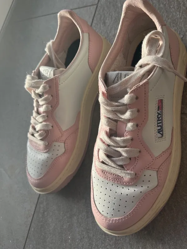 AUTRY Medalist Sneaker Low Damen Leder Rosa Gr. 38 Retro Freizeit 2