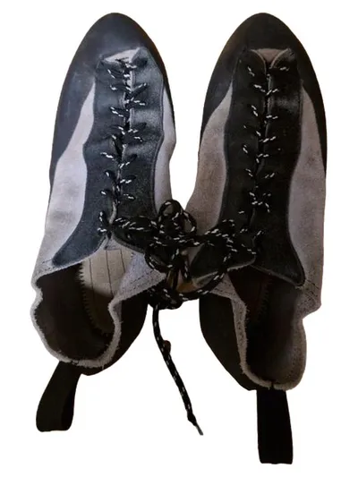 Triop Kletterschuhe Damen Gr. 37 Grau Schnürung Outdoor Boulderschuhe