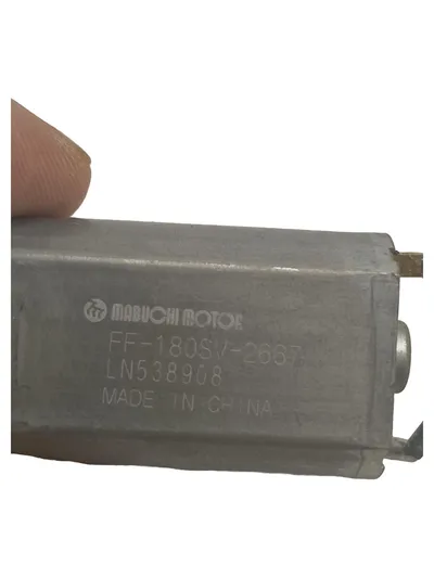 Mabuchi FF-180SV-2667 Gleichstrommotor mit Ritzel Modellbau Silber