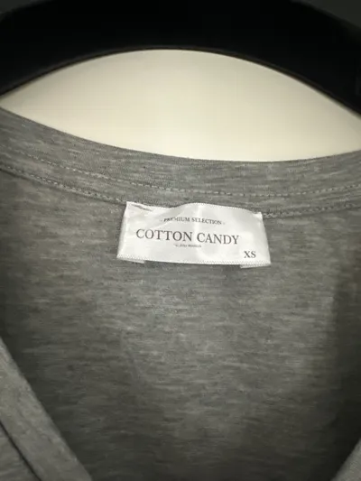Cotton Candy Damen T-Shirt Gr. XS Grau V-Ausschnitt Basic Meliert
