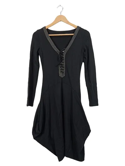 Isabel de Pedro Damen Kleid Gr. 34/XS Schwarz Asymmetrisch Lederoptik Langarm