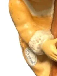 Goebel Weihnacht Engel Figur mit Harfe Keramik 9 cm Dekofigur