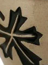 Gerzit Original Steingut Trinkbecher Weinmotiv Weinlaub Beige 9cm