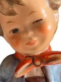 Goebel Hummel Figur Junge Zwinkernd Porzellan 10 cm Germany 1989