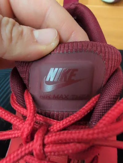 Nike Air Max Thea Damen Sportschuhe Sneaker Rot Gr. 35 Laufschuhe