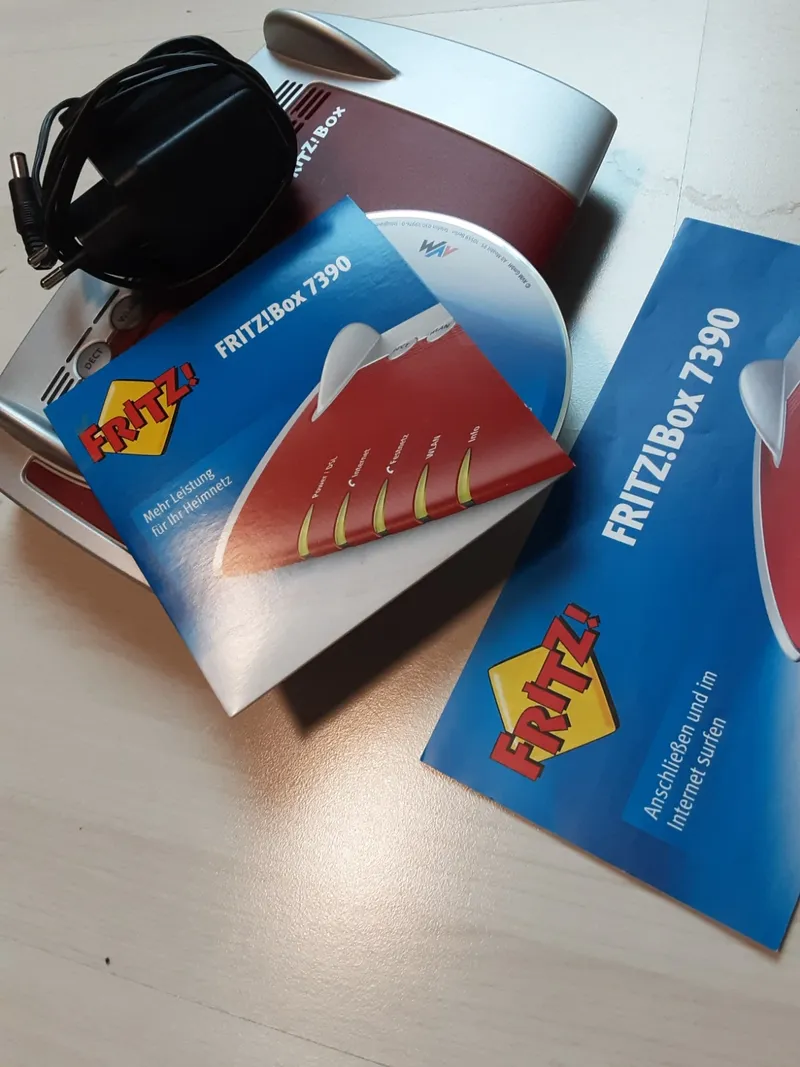 AVM FRITZ!Box 7390 WLAN Router DSL Modem DECT mit Zubehör 10