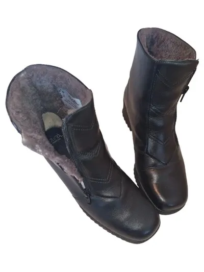 ara Damen Stiefelette Gr. 40,5 Schwarz Leder Lammfell gefüttert Keilabsatz