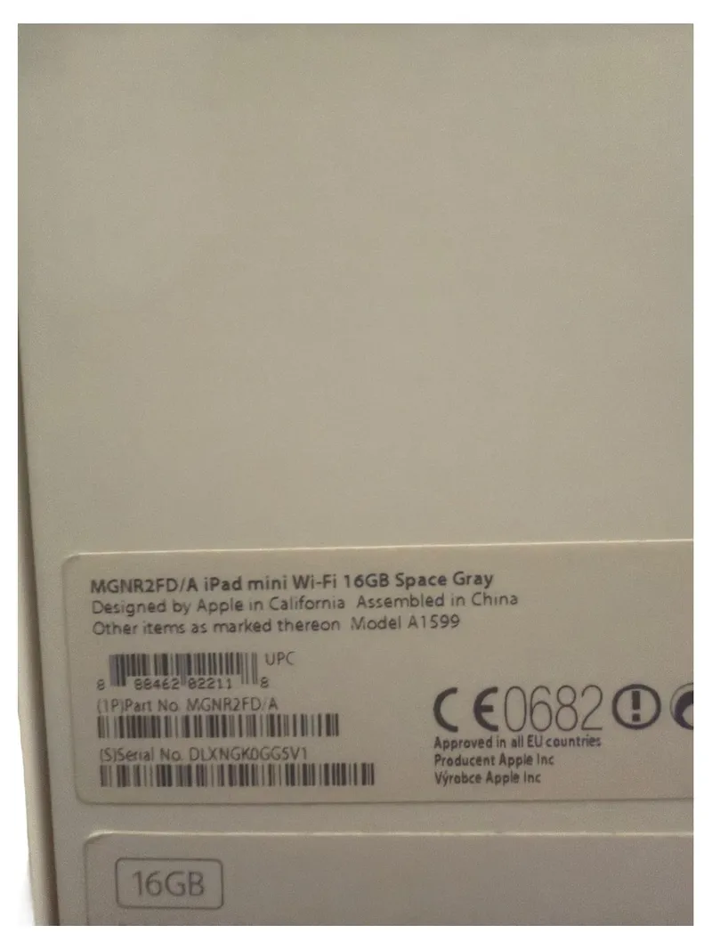 Apple iPad mini 3 Tablet 16GB Wi-Fi Space Grau 7,9 Zoll 4
