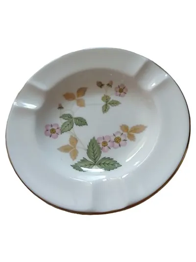 Wedgwood Wild Strawberry Aschenbecher Porzellan Rund Blumenmuster Weiß 11.5cm