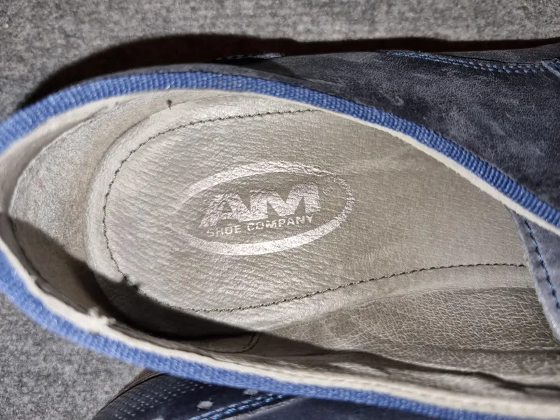 AM Shoe Company Derby Schnürschuhe Herren Leder Blau Lochmuster Gr. 43 5