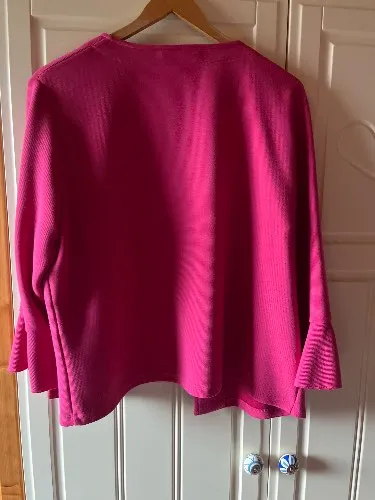 Betty Barclay Damen Strickjacke Gr. 46 Pink Volantärmel Feminin
