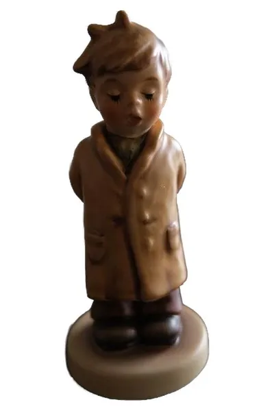 Goebel Junge mit Mantel Porzellan Dekofigur Traditionell Braun 11cm