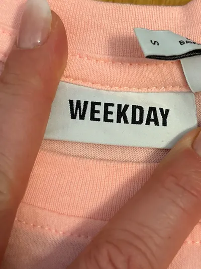 Weekday Damen T-Shirt Rosa Gr. S Basic Kurzarm Rundhals