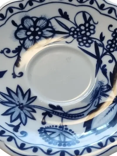 KAHLA Zwiebelmuster Untertasse Porzellan Blau Weiß Traditionell