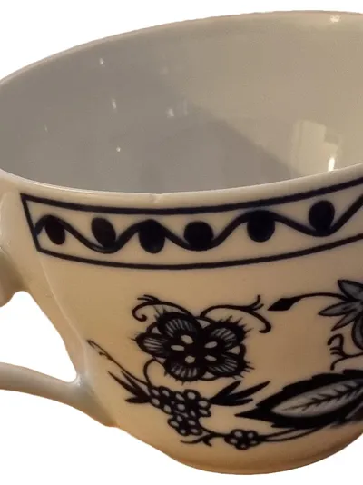 KAHLA Porzellan Tasse Zwiebelmuster Blau Weiß Spülmaschinenfest