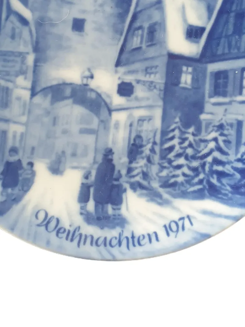 Berlin Design Sammelteller Weihnachten Rothenburg Porzellan Blau 19 cm 2