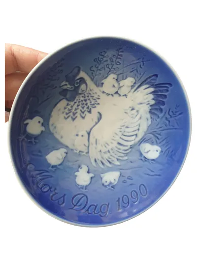 Bing & Grøndahl Mors Dag 1990 Sammelteller Henne Hahn Porzellan Blau 15cm