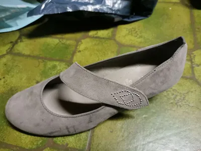 Jenny Damen Ballerinas Klassisch Grau Faux-Wildleder Strass Klettverschluss 39