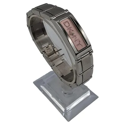 DKNY Damenuhr Rechteckig Edelstahl Armband Rosa Zifferblatt Strass