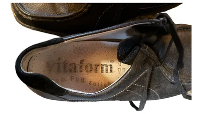 Vitaform Damen Slipper Leder Komfort Schnürung Schwarz Gr. 40 Alltag