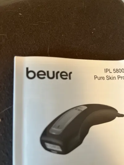 Beurer IPL 5800 Pure Skin Pro IPL Haarentfernungsgerät Schwarz