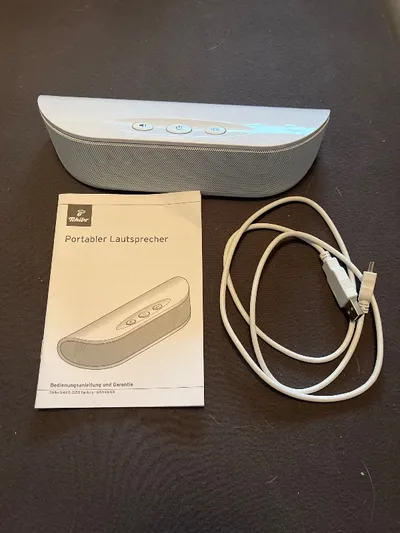 Tchibo 288157 Tragbarer Lautsprecher Bluetooth Weiß 22 cm