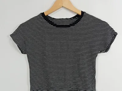 ZARA TRAFALUC Damen T-Shirt Gestreift Schwarz Gr. 36/S Casual Kurzarm