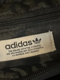 Adidas Gürteltasche Schwarz Sportlich 3 Streifen Bauchtasche 6