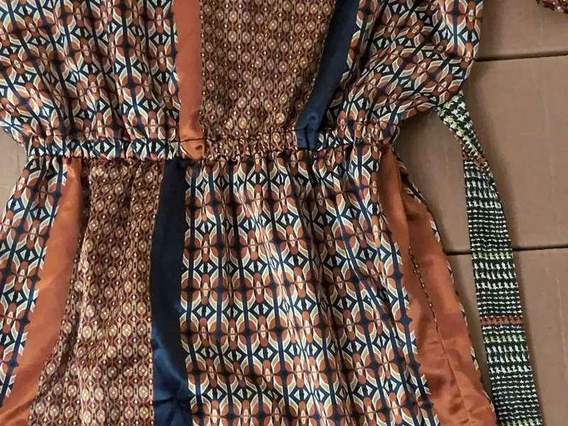 AMY GEE Damen Freizeitkleid Gr. 36;S Mehrfarbig Grafisch 6