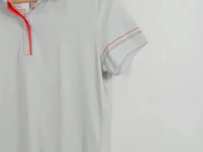 Under Armour Damen Poloshirt Grau Gr. 38/M Sportlich Casual
