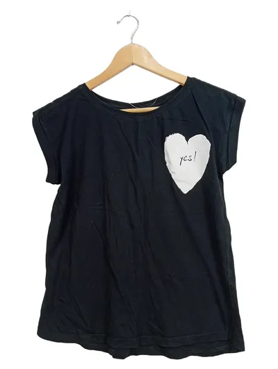EIGHT2NINE Damen T-Shirt Gr. M Schwarz mit Herzprint Casual