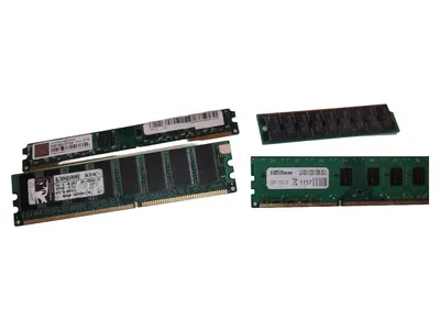 Kingston KVR400X64C3A 1GB DDR RAM Arbeitsspeicher Modul Set Grün