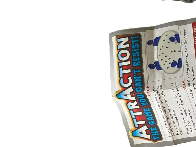 R&R Games Attraction Magnetspiel Brettspiel Magnetsteine komplett 4