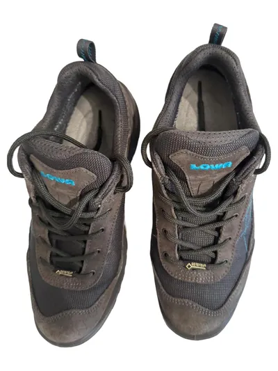LOWA Damen Wanderschuhe Gore-Tex Outdoor Trekking Schuhe Gr. 37.5 Grau