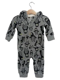 Carter's Just One You Baby Einteiler Gr. 74 Pinguin Grau Kapuze 1