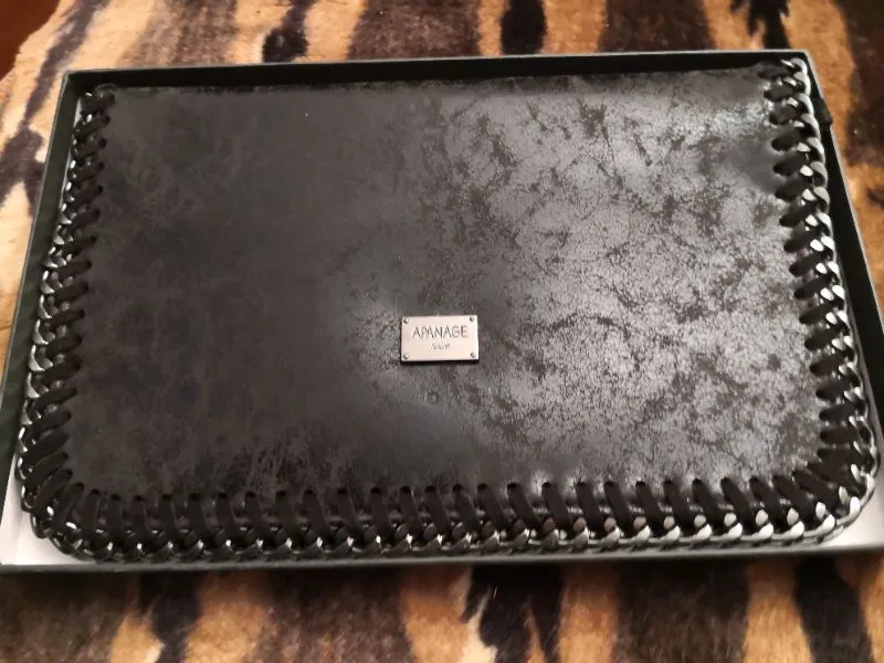 APANAGE Noir Damen Clutch Abendtasche Schwarz Kettenverzierung Elegant 4