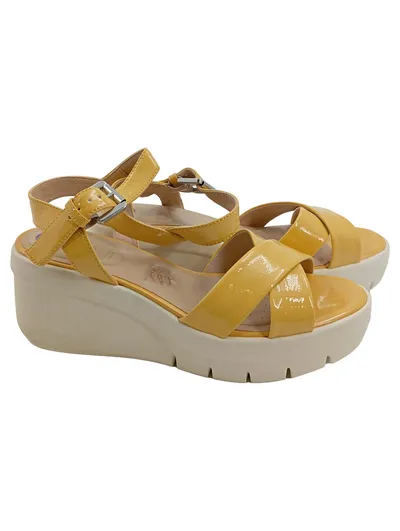 Geox Damen Plateausandalen Gr. 40 Gelb Modisch Sandalen Sommerschuhe