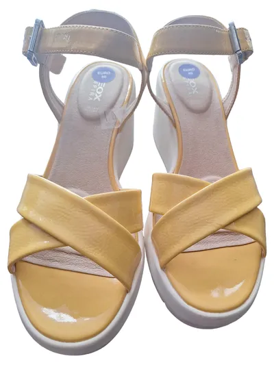 Geox Damen Plateausandalen Gr. 40 Gelb Modisch Sandalen Sommerschuhe