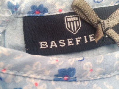 BASEFIELD Sommerkleid Mädchen Blumenmuster Rüschen Blau Gr. 122